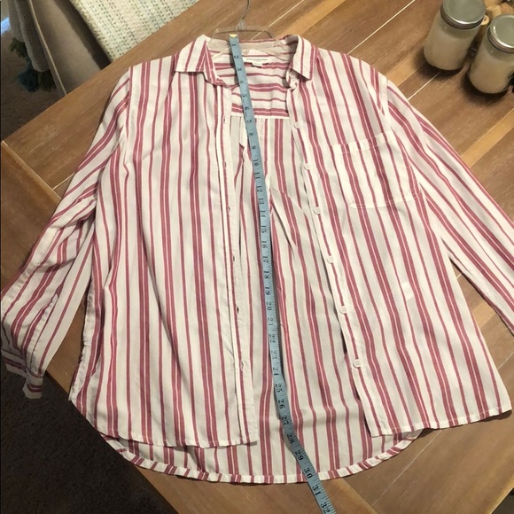 Striped button down long sleeve top shirt like new - Picture 5 of 8